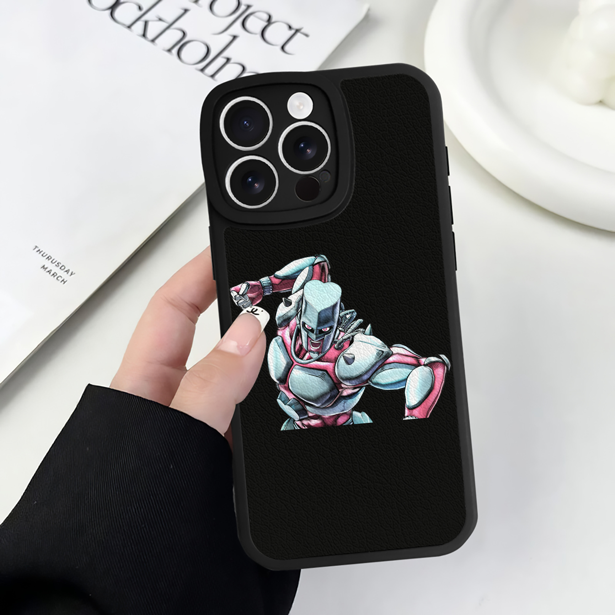 （画像用） ジョジョの奇妙な冒険 ひがしかた じょうすけ JoJo's Bizarre Adventure Higashikata Josuke 【iPhone 16シリーズ対応】シリコンスマホケース（レザー調） 材質：シリコン